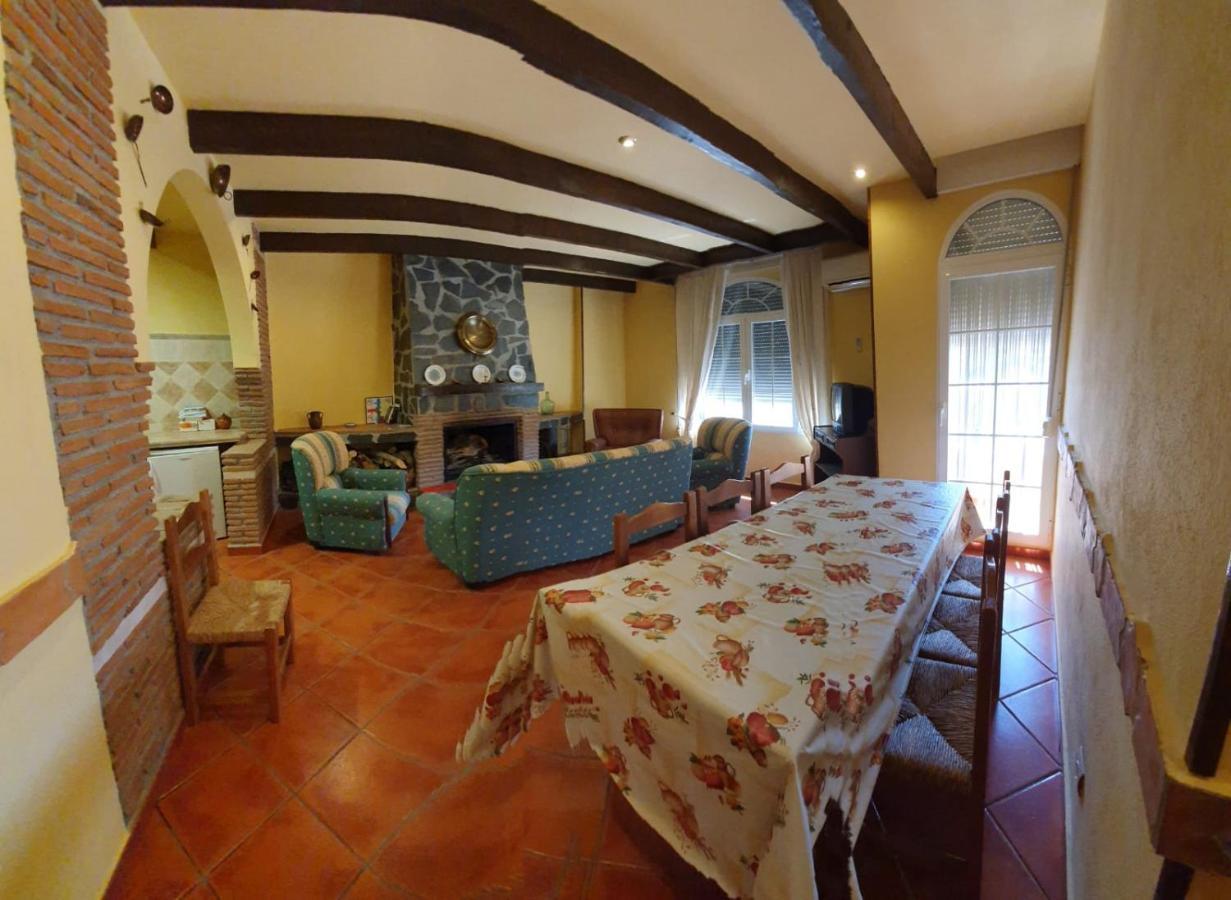 Monte Rosado Viviendas Vacacionales La Peza Екстер'єр фото